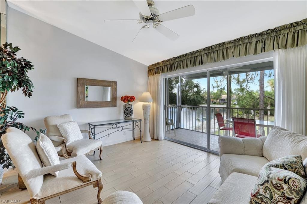 2420 Hidden Lake DR # 1008, NAPLES FL 34112-3