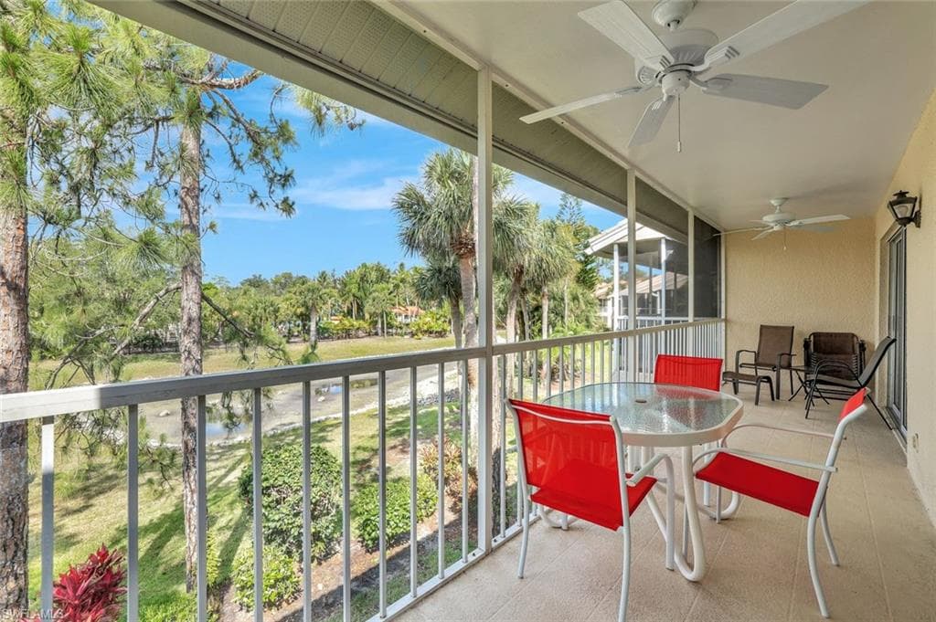 2420 Hidden Lake DR # 1008, NAPLES FL 34112-20