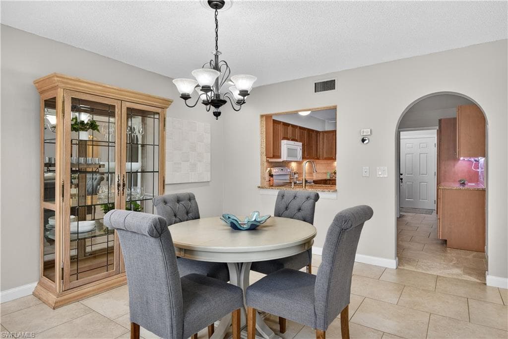 13511 Stratford Place CIR # 305, FORT MYERS FL 33919-12