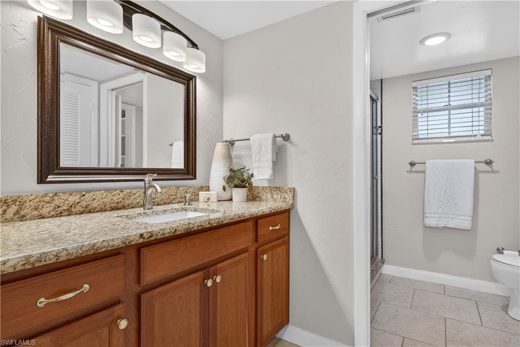 13511 Stratford Place CIR # 305, FORT MYERS FL 33919-27