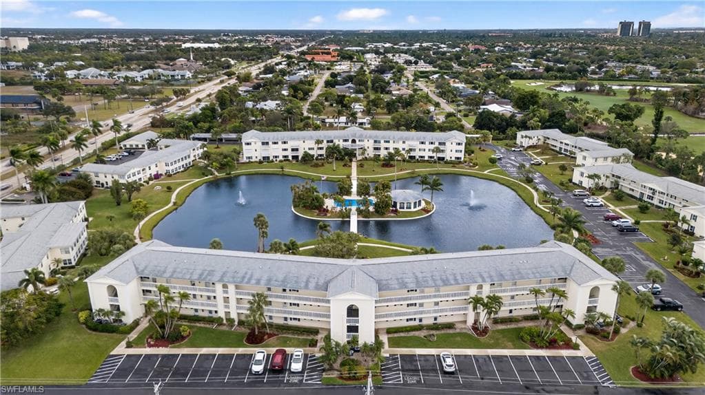 13511 Stratford Place CIR # 305, FORT MYERS FL 33919-37