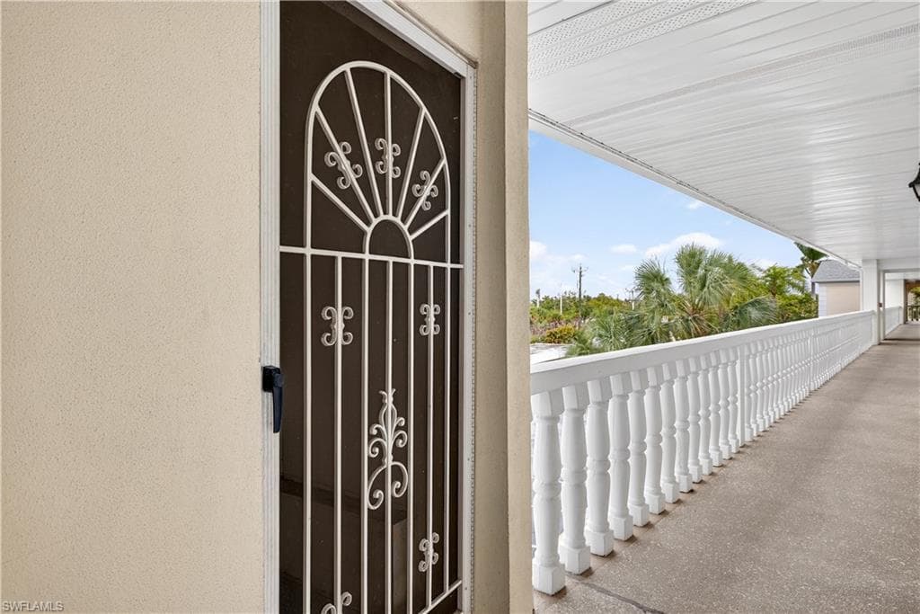 13511 Stratford Place CIR # 305, FORT MYERS FL 33919-32