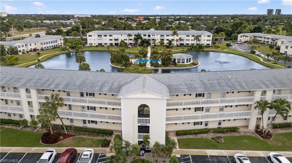 13511 Stratford Place CIR # 305, FORT MYERS FL 33919-36