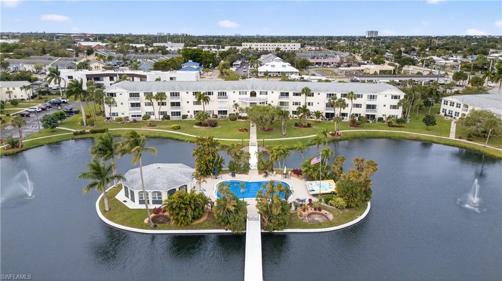 13511 Stratford Place CIR # 305, FORT MYERS FL 33919-39