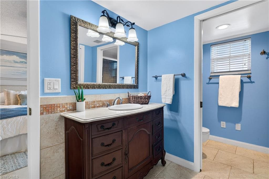 13511 Stratford Place CIR # 305, FORT MYERS FL 33919-20