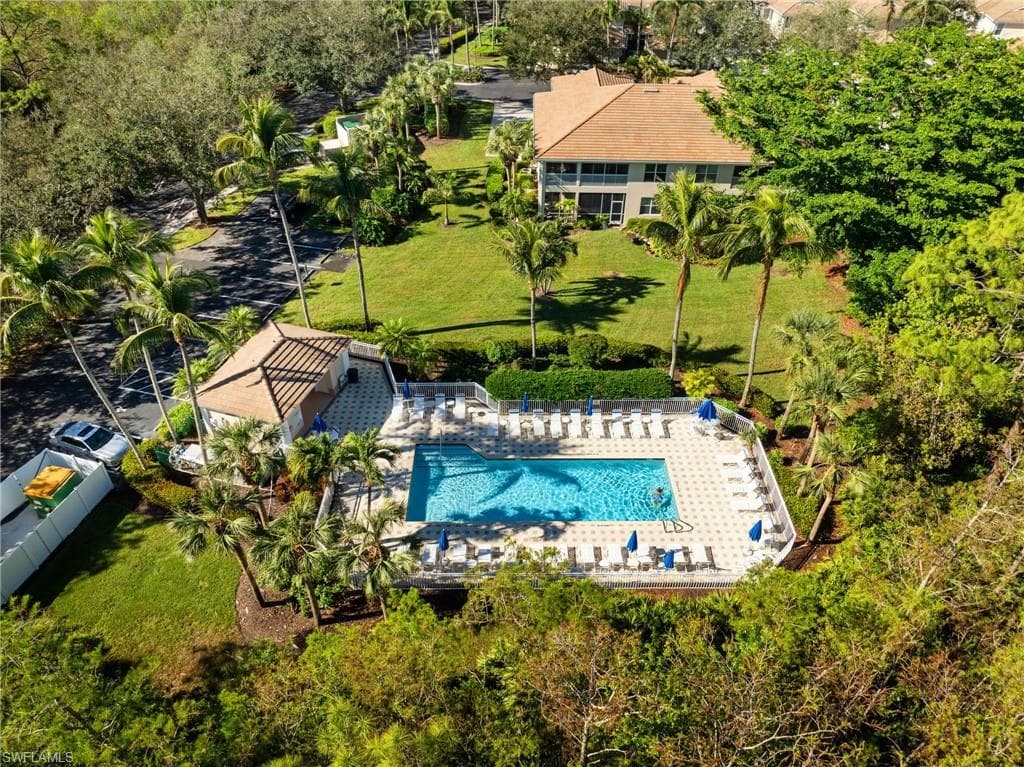 784 Carrick Bend CIR # 103, NAPLES FL 34110-43