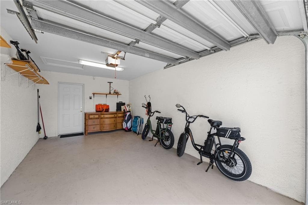 784 Carrick Bend CIR # 103, NAPLES FL 34110-39