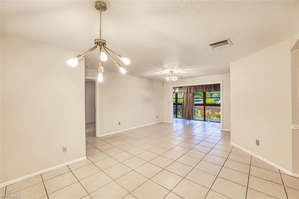 8061 S Woods CIR # 4, FORT MYERS FL 33919-12