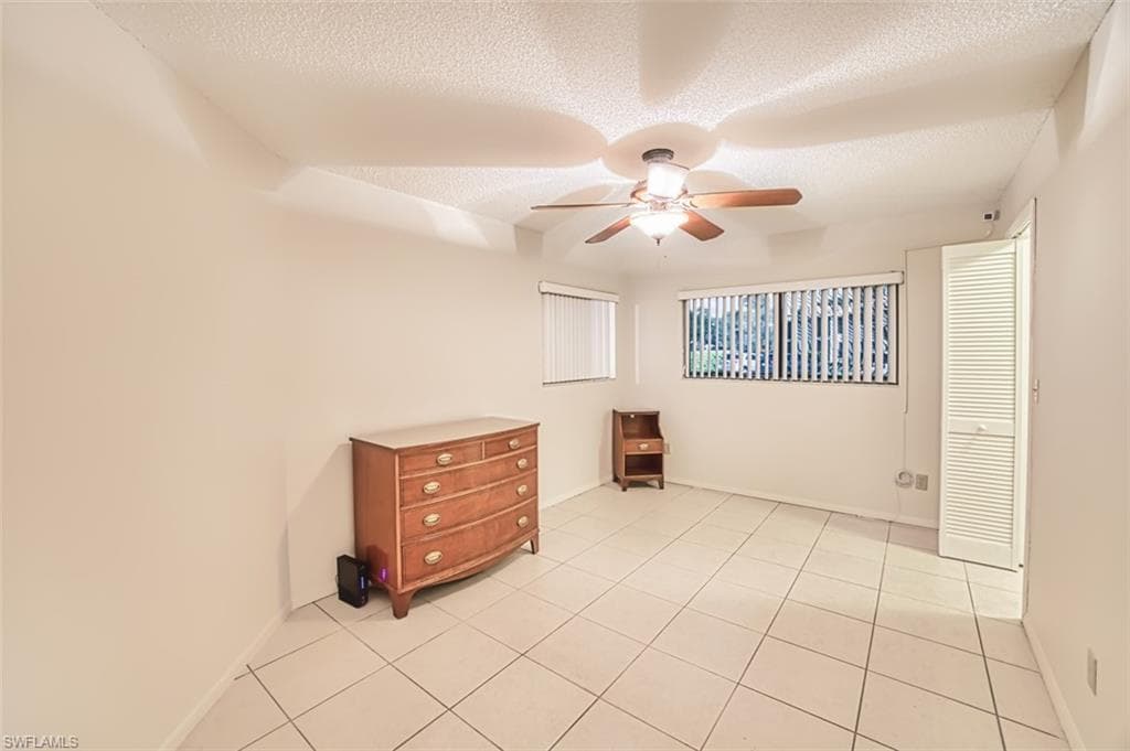 8061 S Woods CIR # 4, FORT MYERS FL 33919-23