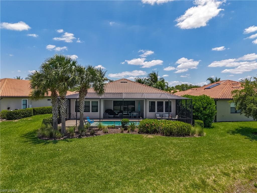 4524 Tamarind WAY, NAPLES FL 34119-45