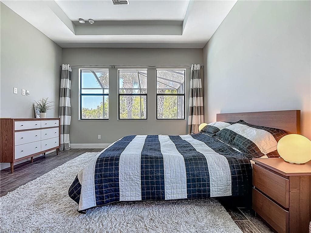 4524 Tamarind WAY, NAPLES FL 34119-27