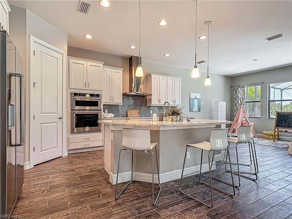 4524 Tamarind WAY, NAPLES FL 34119-14