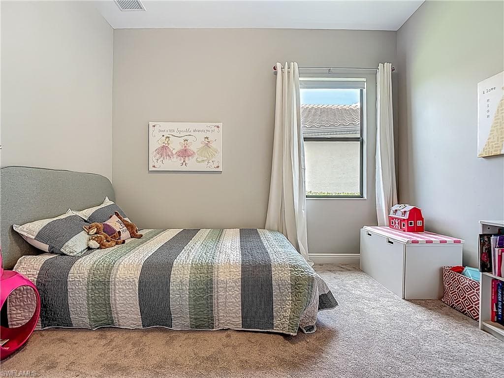 4524 Tamarind WAY, NAPLES FL 34119-18