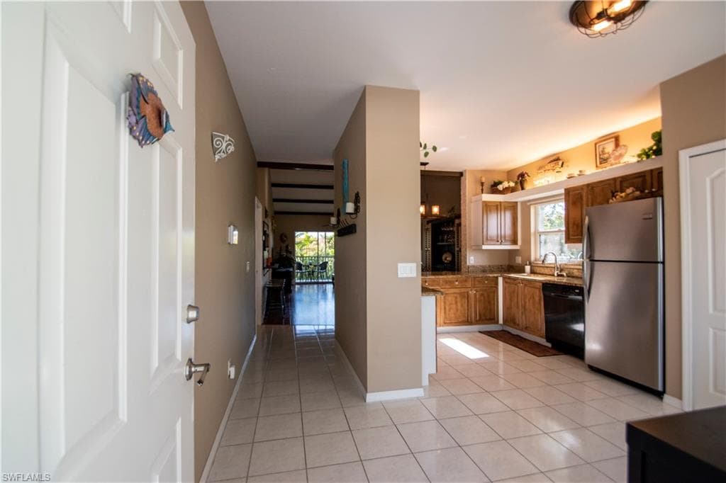615 Rose Garden RD # 10, CAPE CORAL FL 33914-4