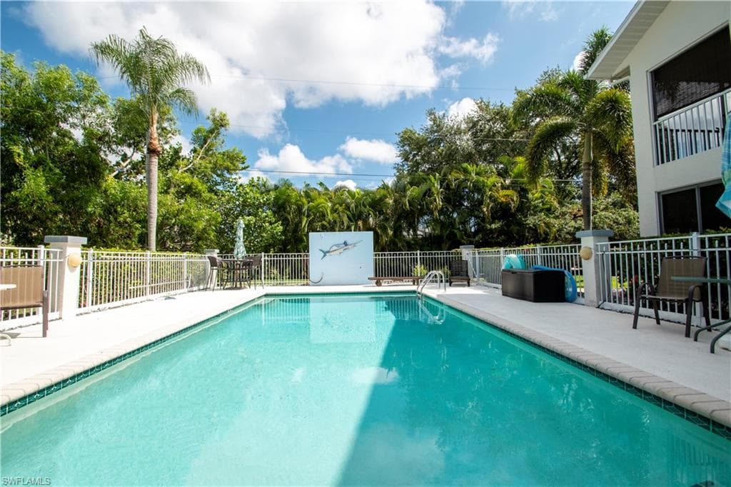 615 Rose Garden RD # 10, CAPE CORAL FL 33914-23