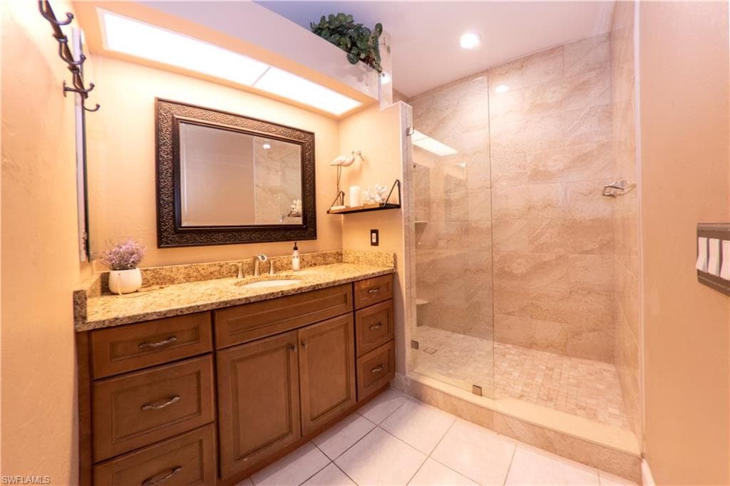 615 Rose Garden RD # 10, CAPE CORAL FL 33914-14