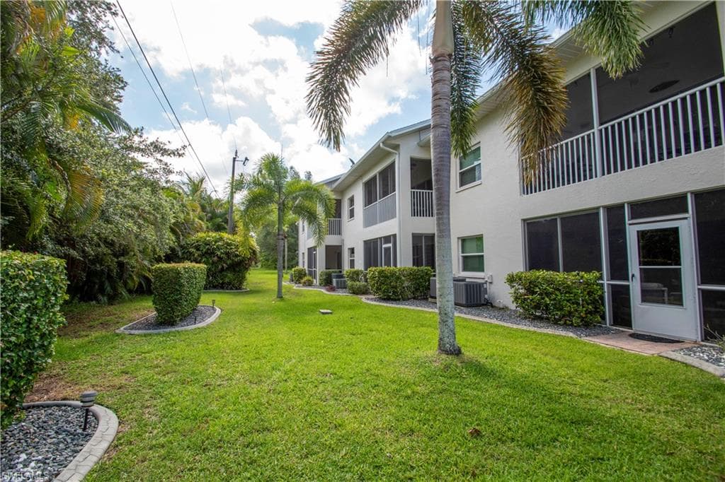 615 Rose Garden RD # 10, CAPE CORAL FL 33914-24