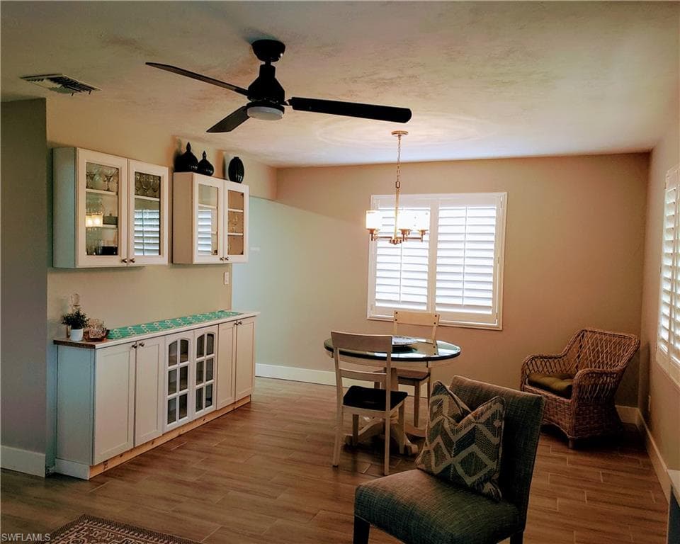 6 Aztec Lily LN, LEHIGH ACRES FL 33936-1