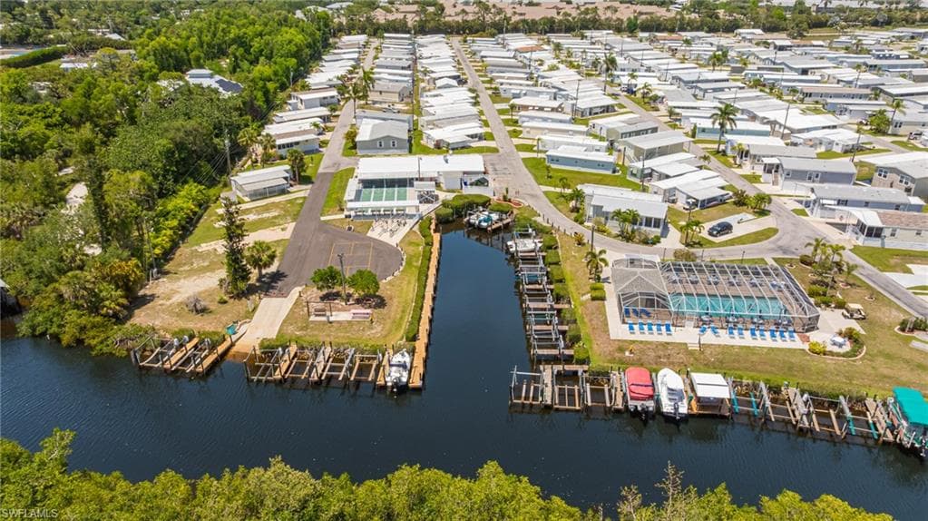 20751 Garden DR, ESTERO FL 33928-35