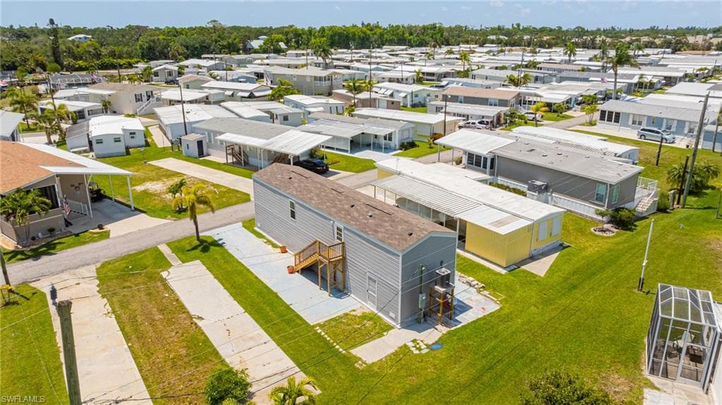 20751 Garden DR, ESTERO FL 33928-29