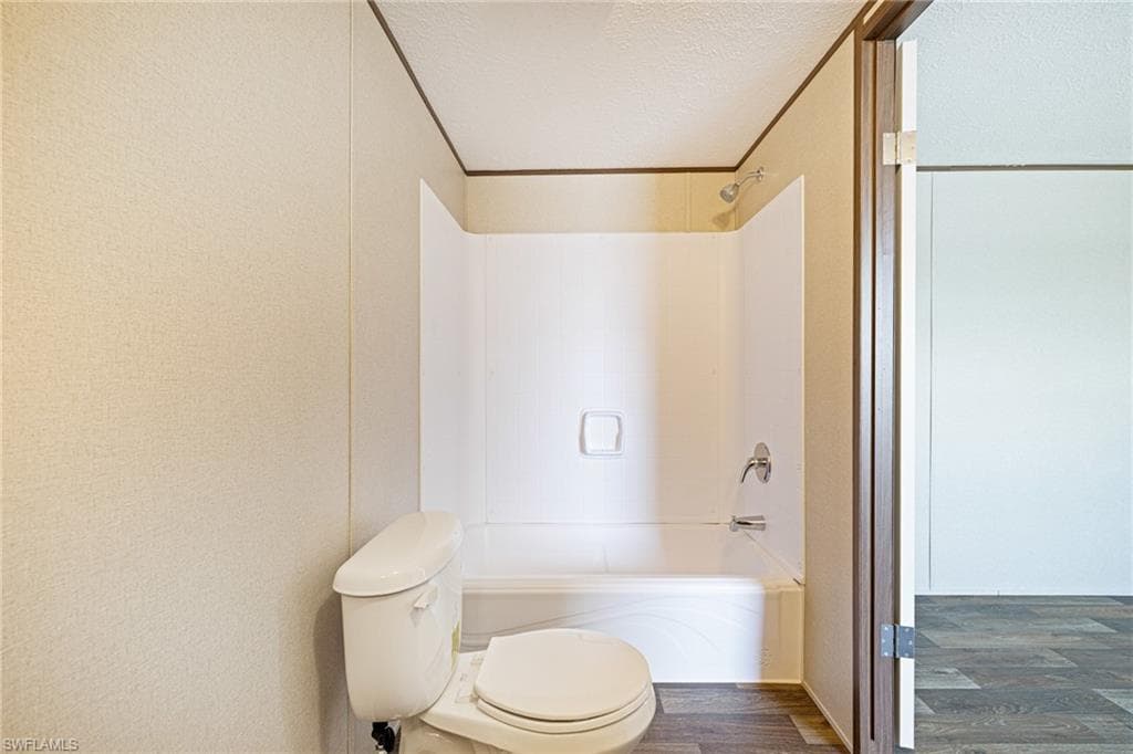 20751 Garden DR, ESTERO FL 33928-13