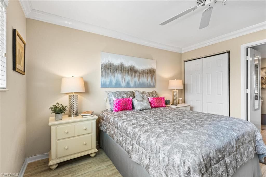 1004 Manatee RD # H306, NAPLES FL 34114-16