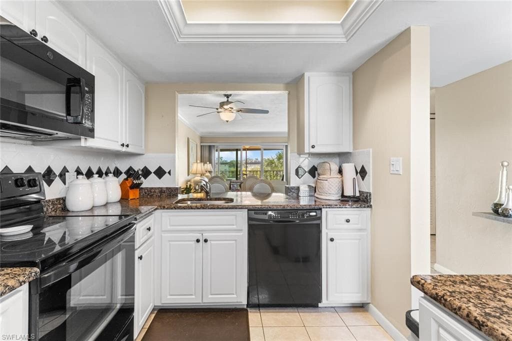 1004 Manatee RD # H306, NAPLES FL 34114-11