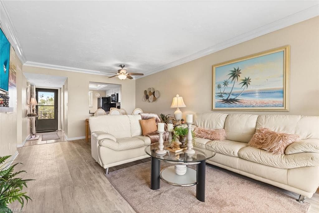 1004 Manatee RD # H306, NAPLES FL 34114-2