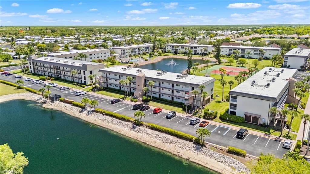 1004 Manatee RD # H306, NAPLES FL 34114-27