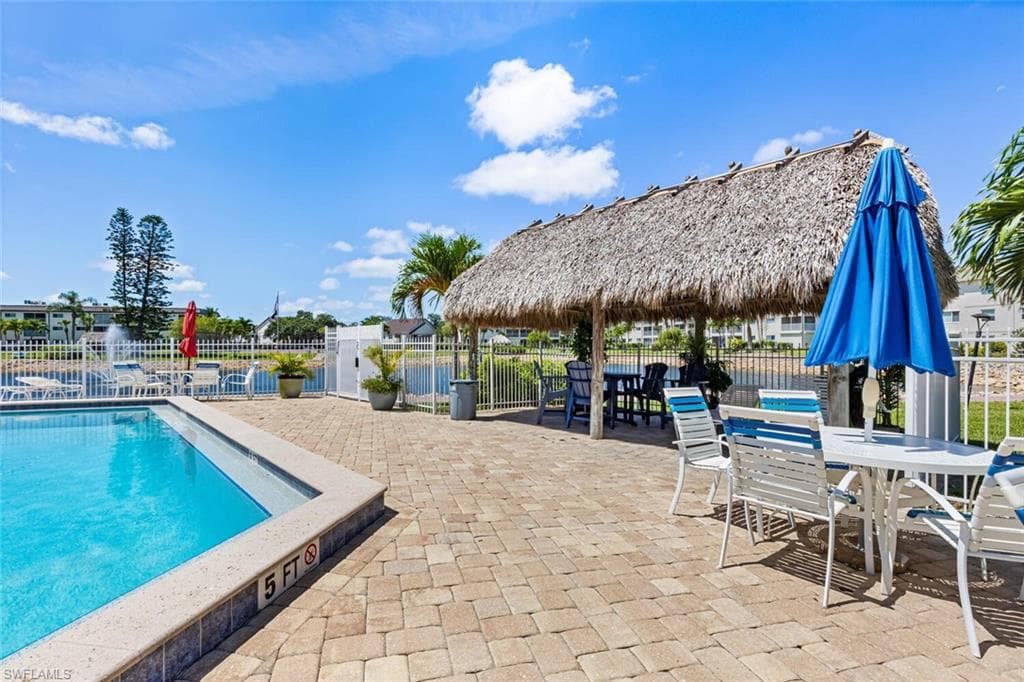 1004 Manatee RD # H306, NAPLES FL 34114-38