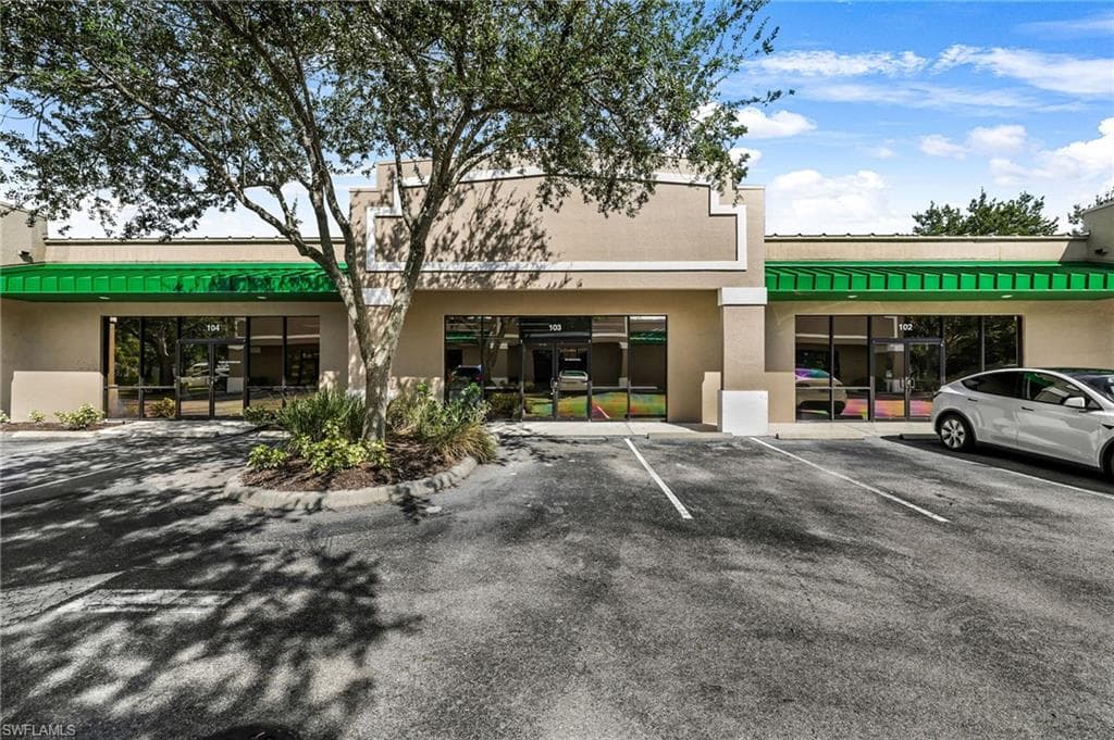 8991 Daniels Center DR # 104, FORT MYERS FL 33912-1