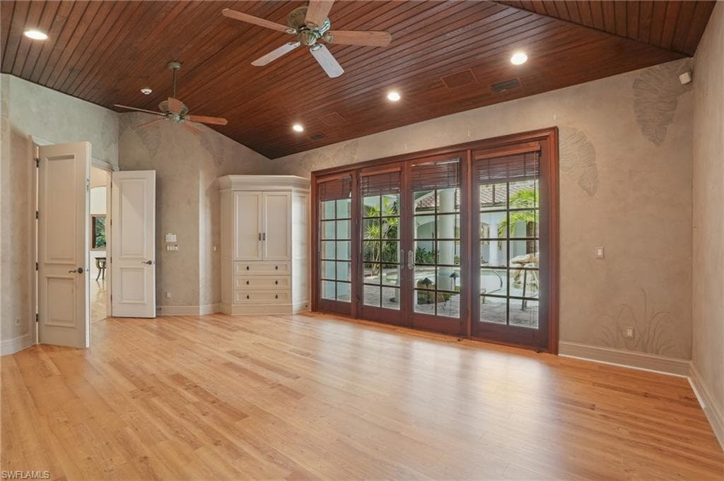 12291 Colliers Reserve DR, NAPLES FL 34110-26