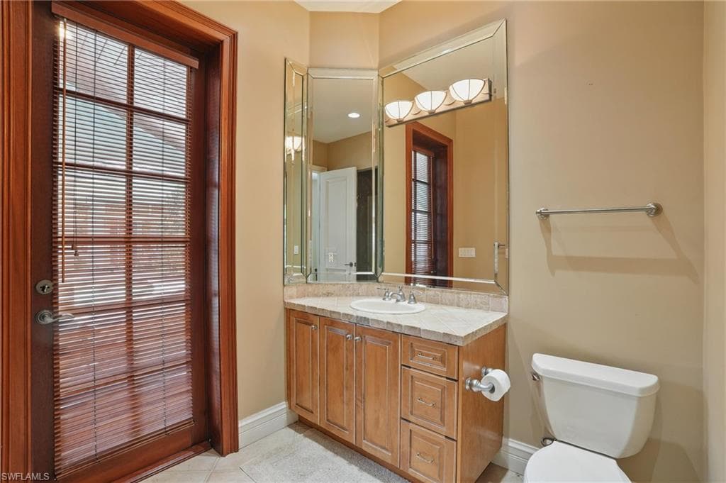 12291 Colliers Reserve DR, NAPLES FL 34110-46