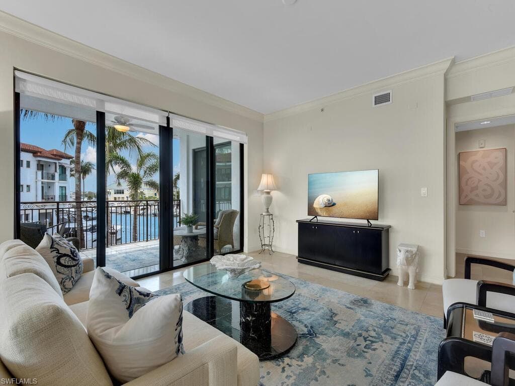 1490 5th AVE S # 200A, NAPLES FL 34102-5