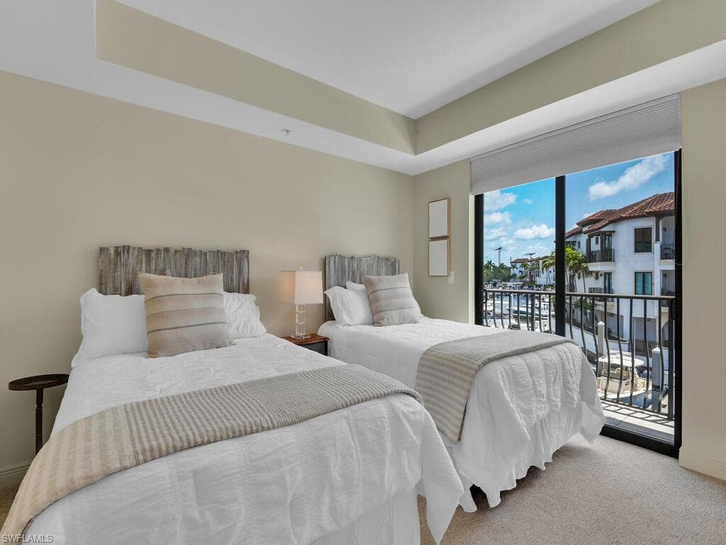 1490 5th AVE S # 200A, NAPLES FL 34102-25