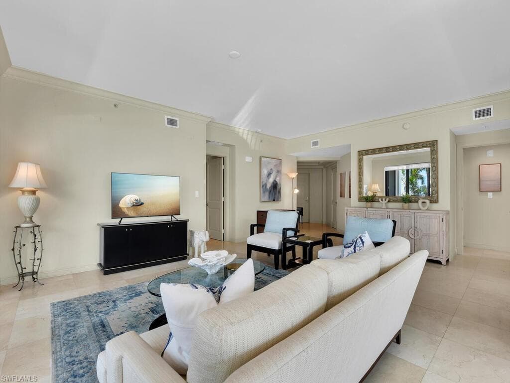 1490 5th AVE S # 200A, NAPLES FL 34102-4