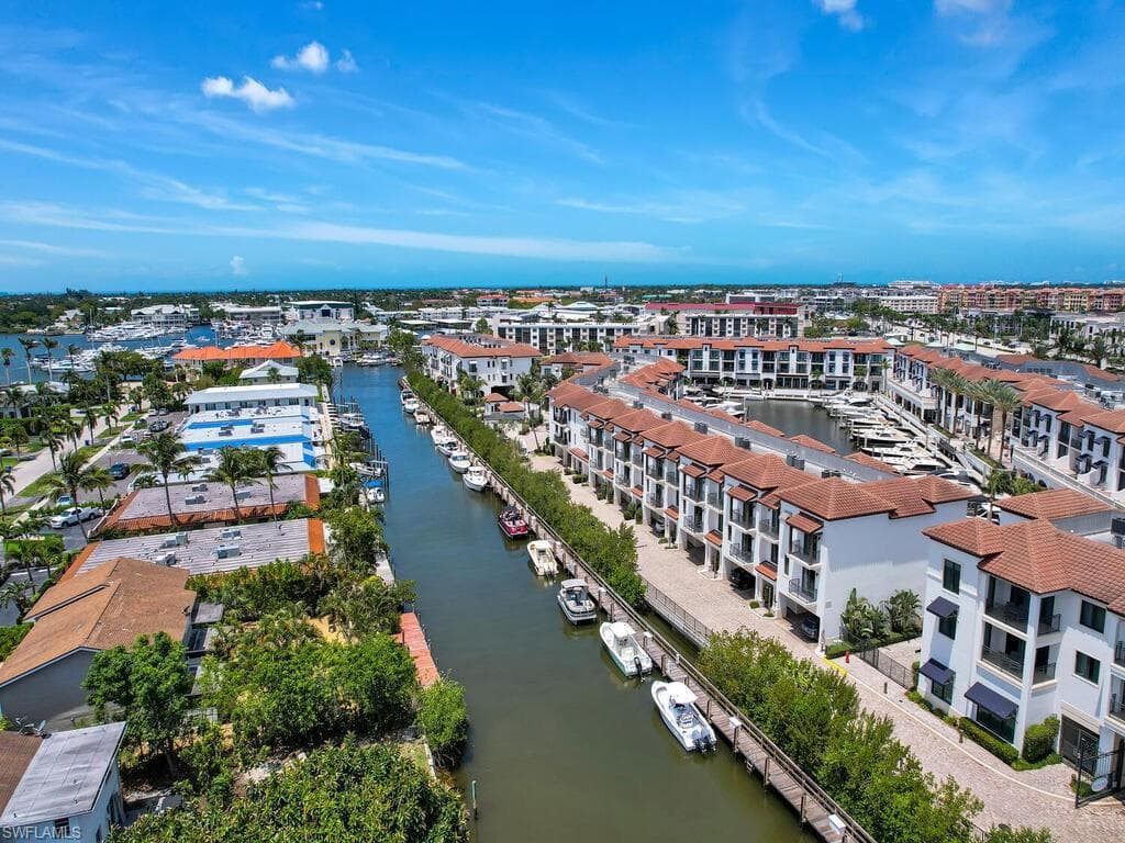 1490 5th AVE S # 200A, NAPLES FL 34102-28