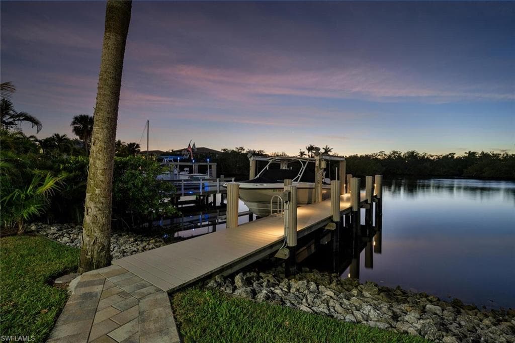 3254 Lakeview DR, NAPLES FL 34112-22