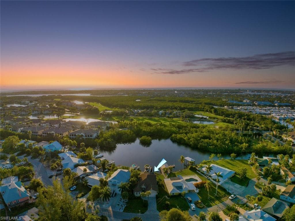 3254 Lakeview DR, NAPLES FL 34112-1