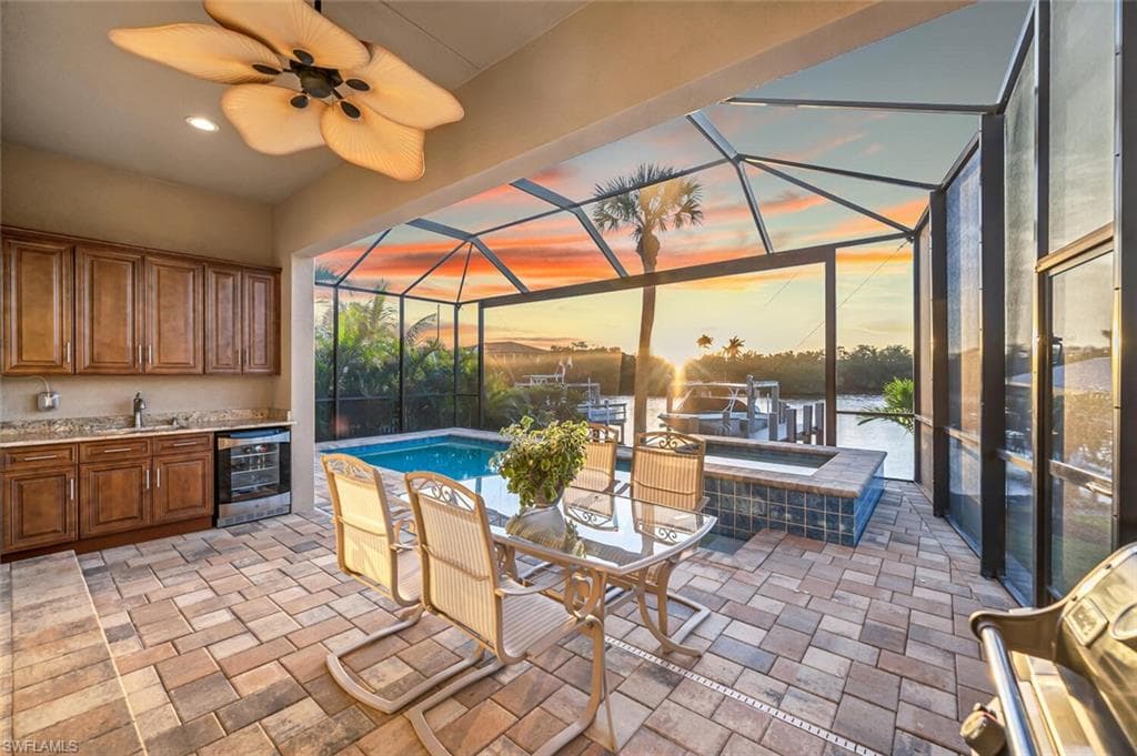 3254 Lakeview DR, NAPLES FL 34112-2