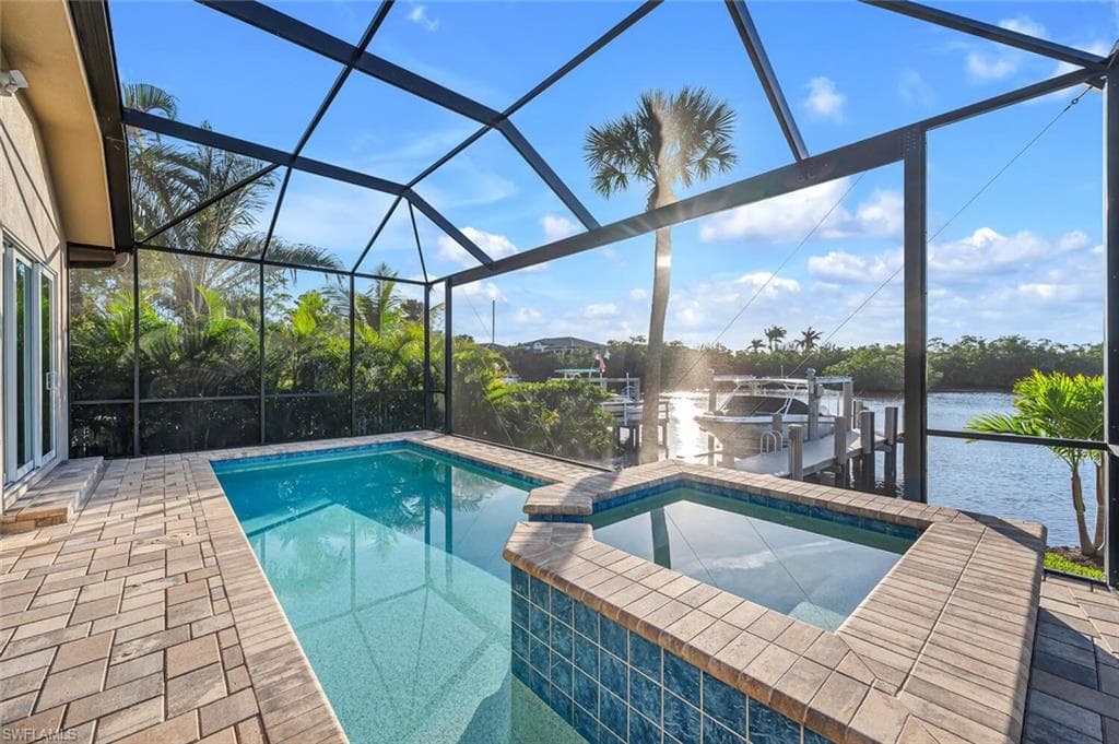 3254 Lakeview DR, NAPLES FL 34112-19