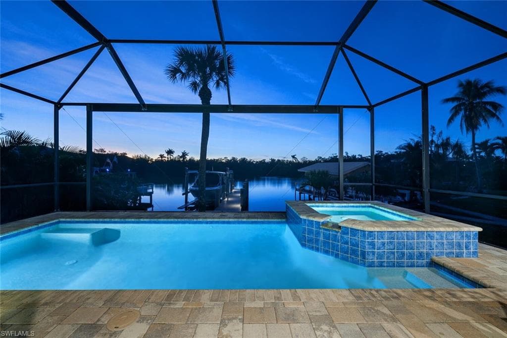 3254 Lakeview DR, NAPLES FL 34112-23