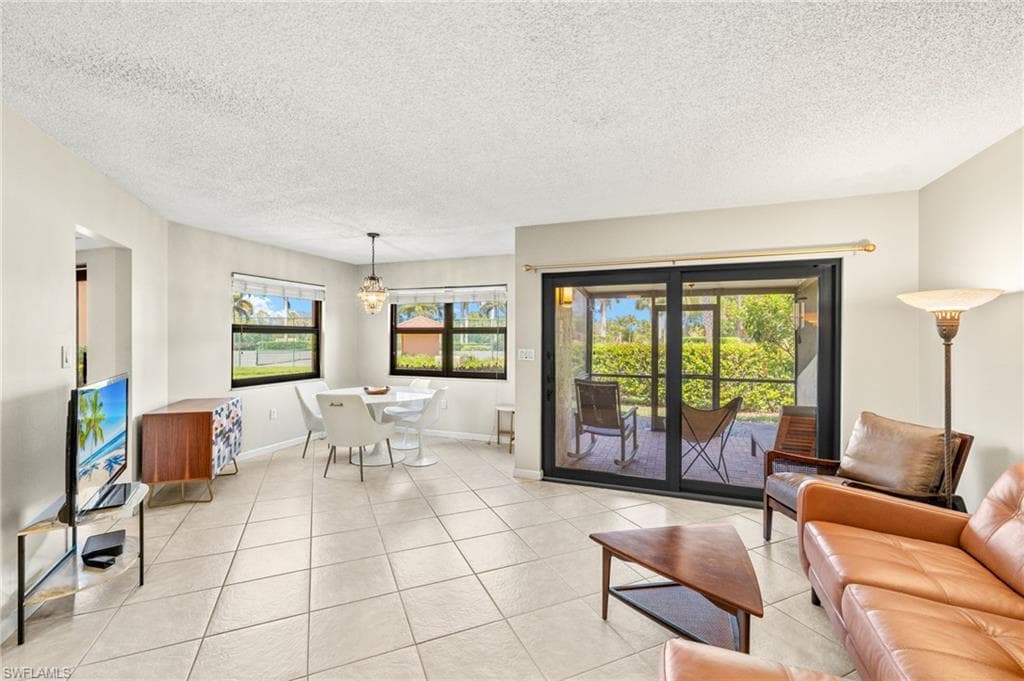 1512 Mainsail DR # 10, NAPLES FL 34114-6