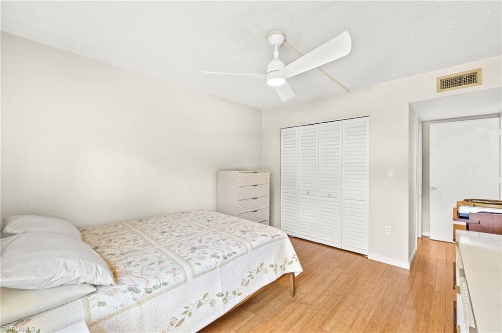 1512 Mainsail DR # 10, NAPLES FL 34114-18