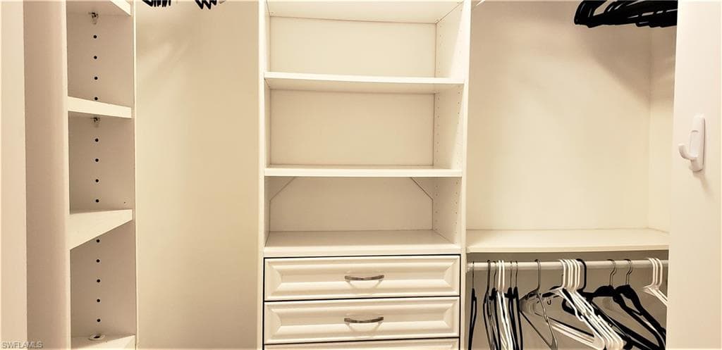 768 96th AVE N, NAPLES FL 34108-17