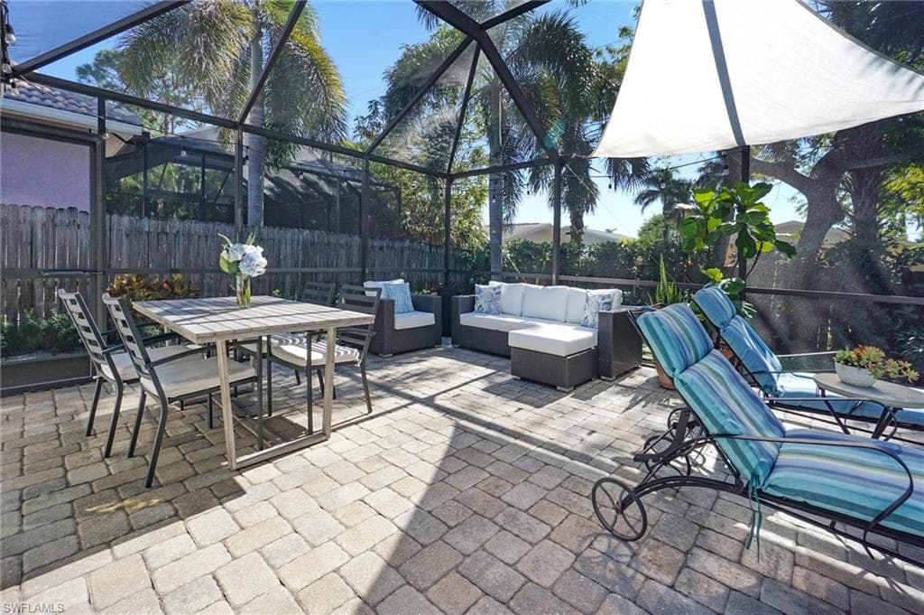 768 96th AVE N, NAPLES FL 34108-28