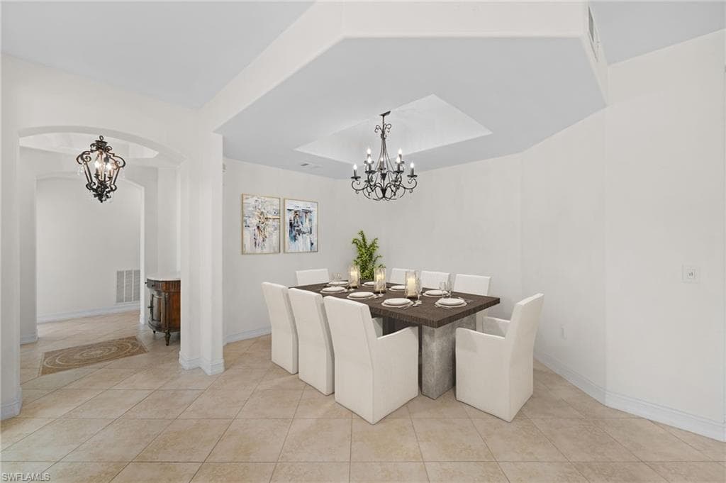 1630 Tarpon Bay DR S # 102, NAPLES FL 34119-10