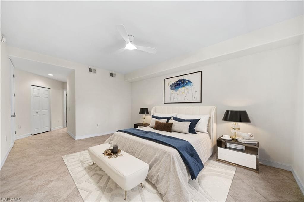 1630 Tarpon Bay DR S # 102, NAPLES FL 34119-24