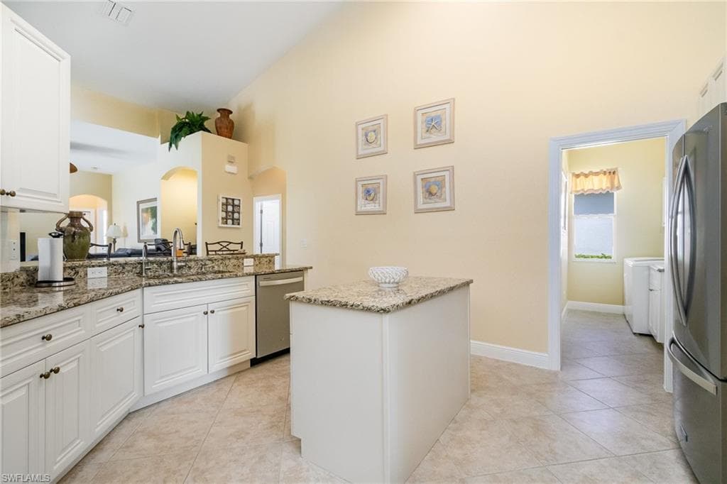 16121 Sand Ridge CT, FORT MYERS FL 33908-9