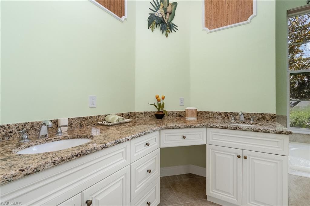 16121 Sand Ridge CT, FORT MYERS FL 33908-17